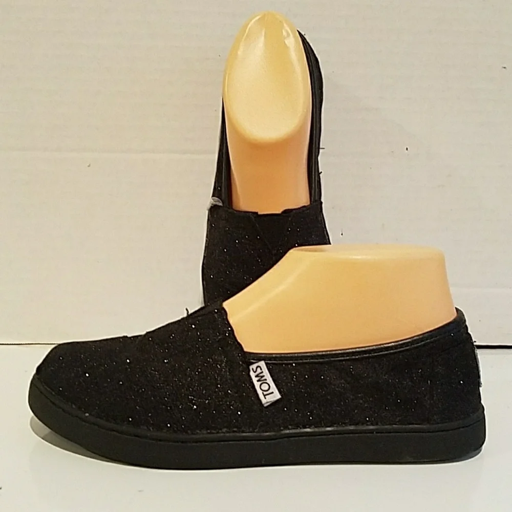 LADIES TOMS BLACK SPARKLE FLATS (SZ 4)